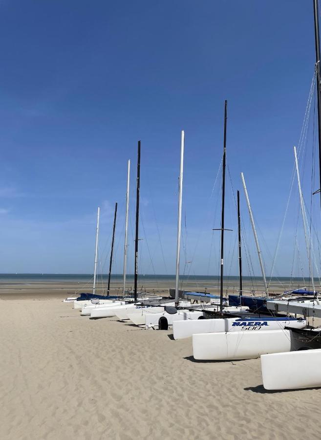 Moderne Studio Aan Het Strand In Oostduinkerke-Bad Koksijde Εξωτερικό φωτογραφία